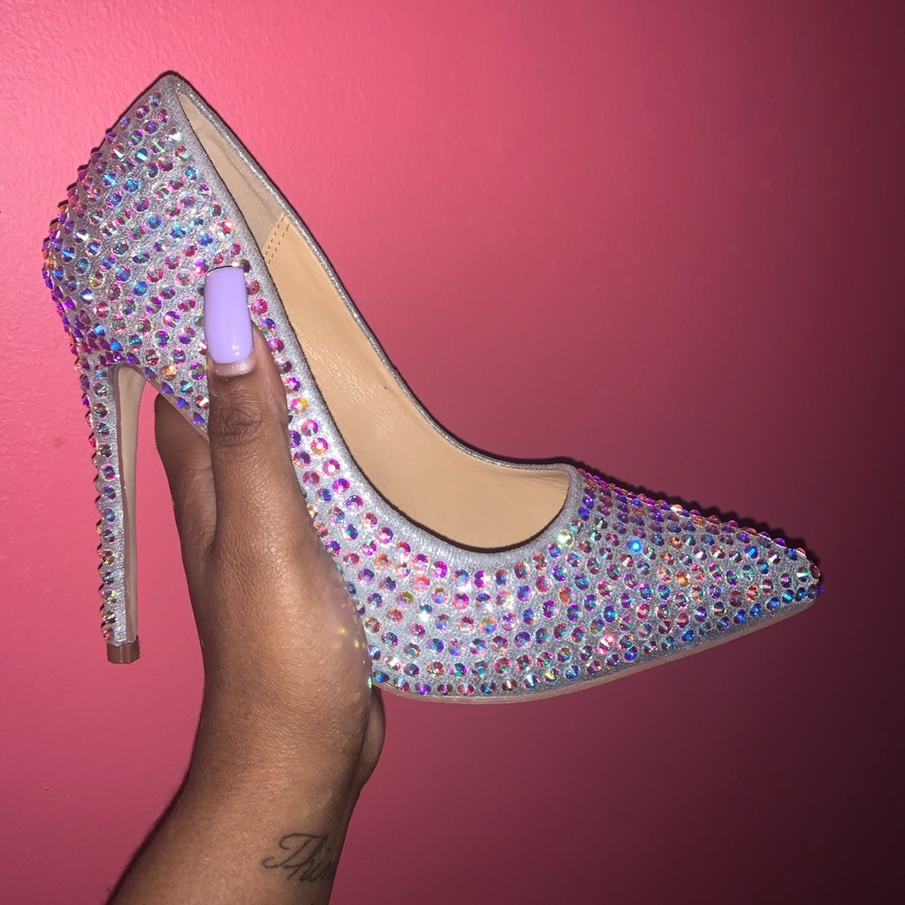 Diamond silver heels